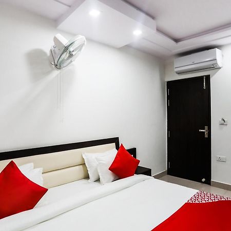 Oyo Hotel New Geetanjali Near Gautam Buddha Park Lucknow Zewnętrze zdjęcie