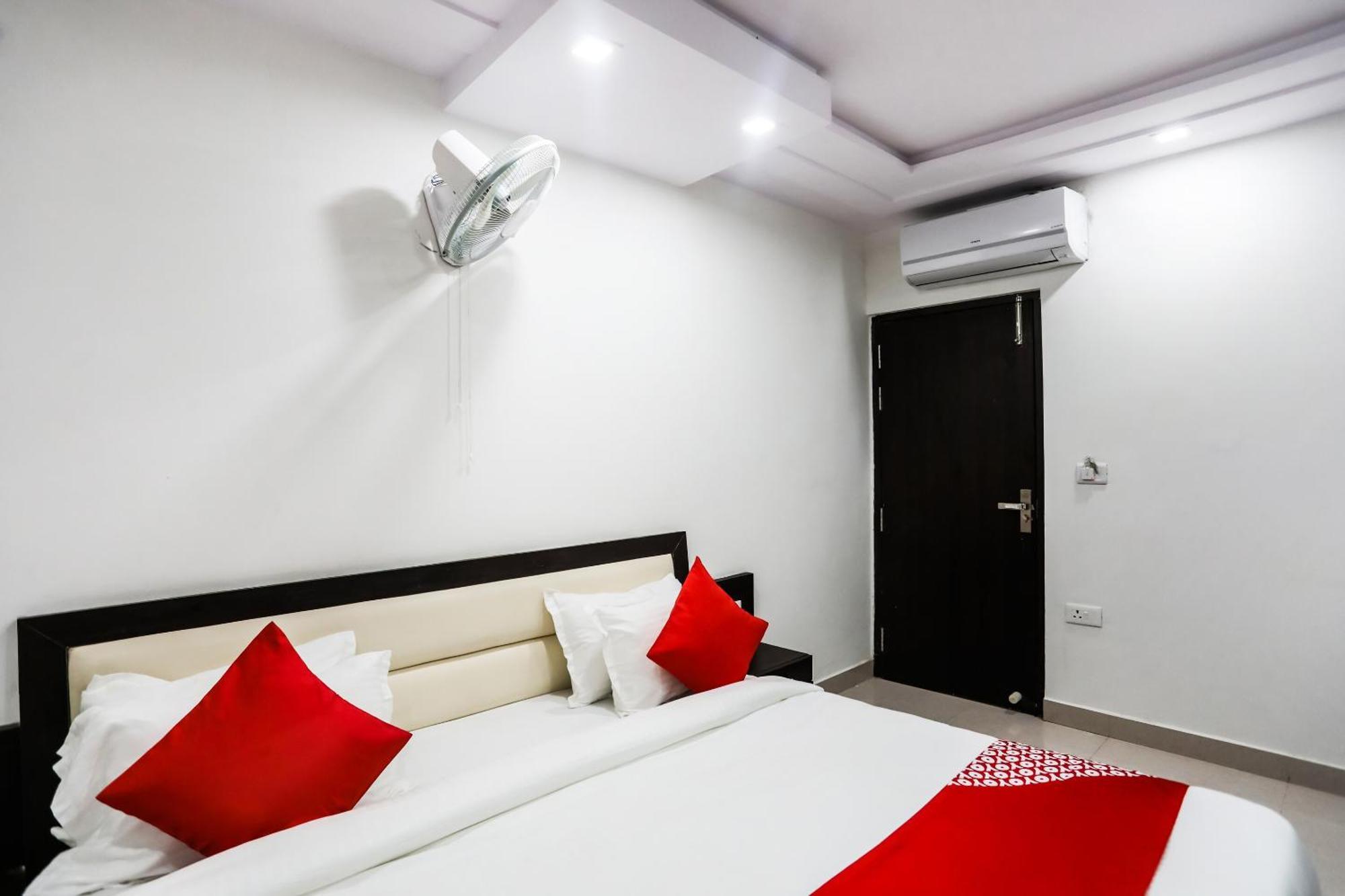 Oyo Hotel New Geetanjali Near Gautam Buddha Park Lucknow Zewnętrze zdjęcie